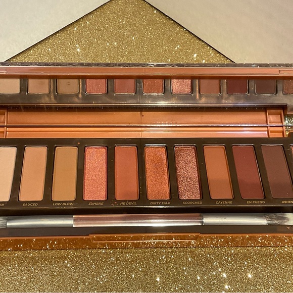 Urban Decay Naked Heat Eyeshadow Palette - Picture 7 of 11
